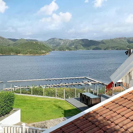 Holiday home 4 Star Holiday In Lindesnesnes Gare