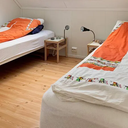 4 Star Holiday In Lindesnesnes * Gare