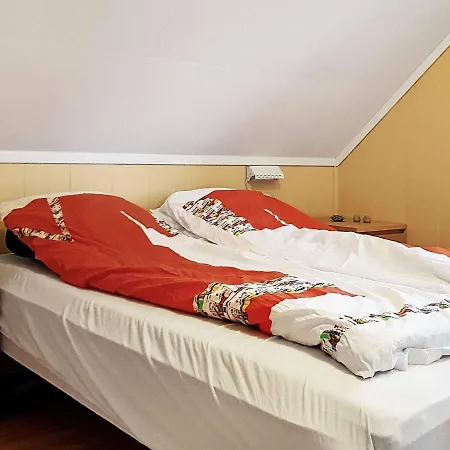 4 Star Holiday In Lindesnesnes * Gare