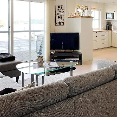 Holiday home 4 Star Holiday In Lindesnesnes Gare