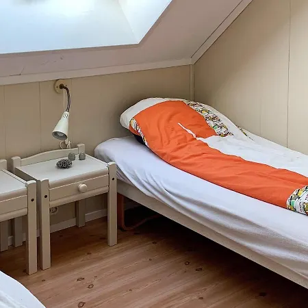 4 Star Holiday In Lindesnesnes *