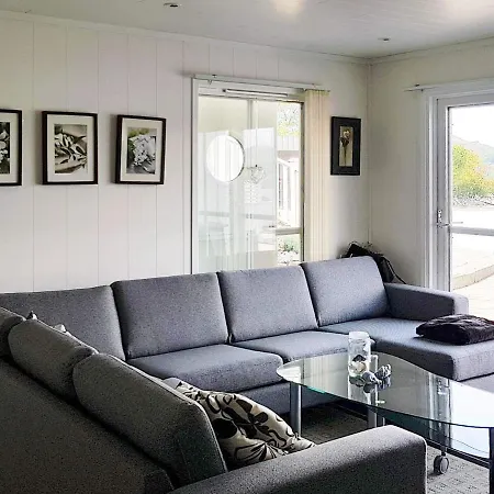 4 Star Holiday In Lindesnesnes Feriehus *